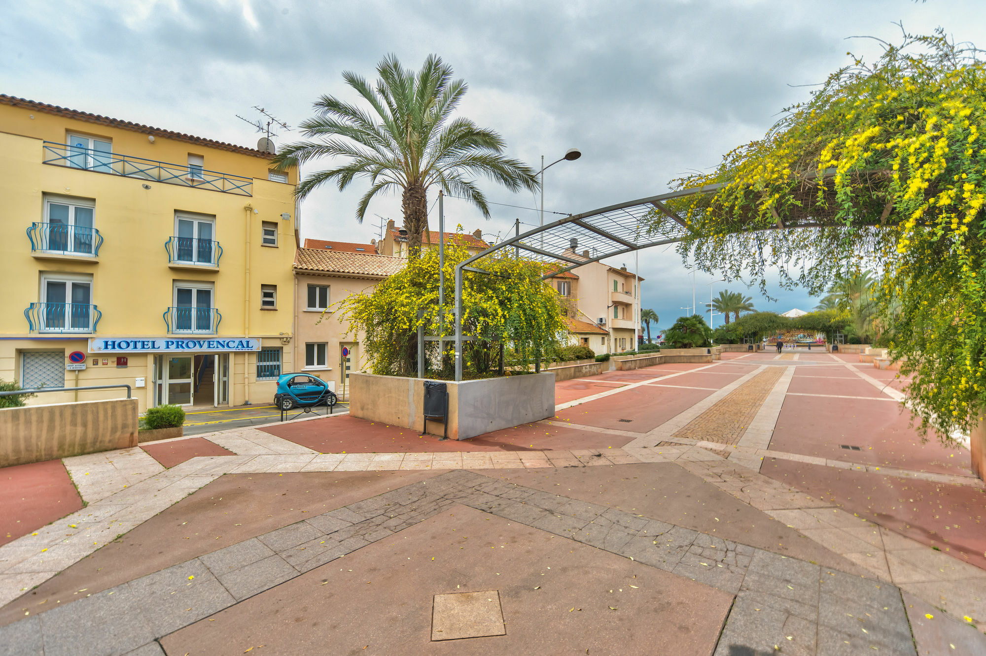 Hotel Provencal Saint-Raphaël Exterior foto